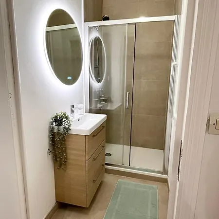 Magnifique T4 - Spacieux Standing - Ac - Wifi - Coeur De Apartment